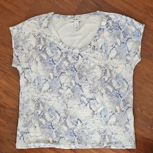 White House Black Market Snake Print Tee Size M